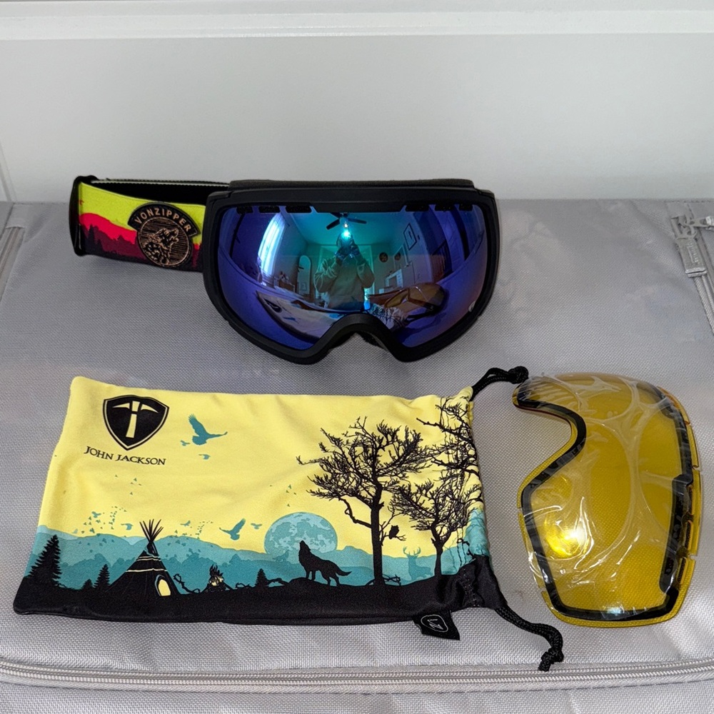 Von Zipper John Jackson Snow Goggles with nighttime Lens & Case